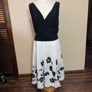 SL Fashions Women's 18W Black White Floral Embroidered Ruched Midi Dress